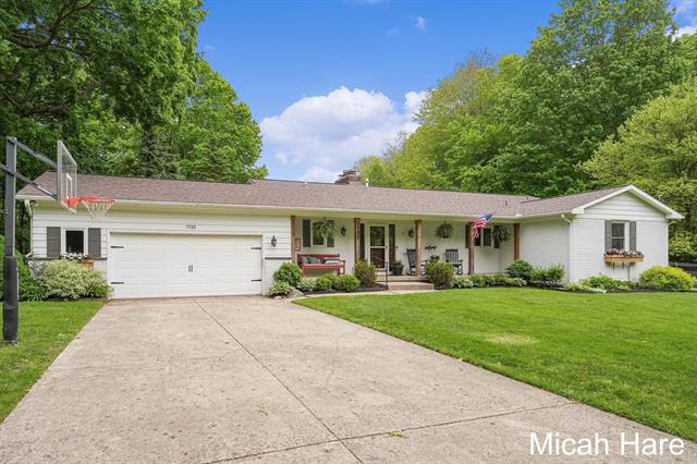 front view picture of 7720 Housene  Court, Belmont, MI. 49306