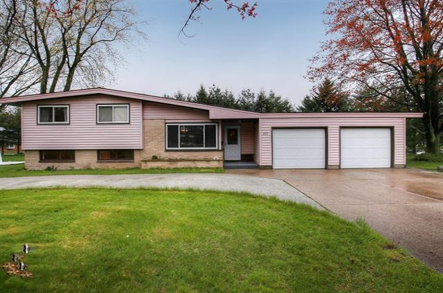 front view picture of 862 Seminole Road, Muskegon, MI. 49441