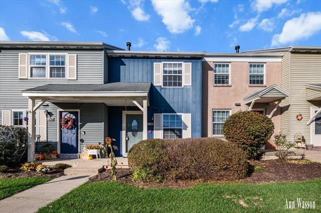 front view picture of 4565 Tabornw  Road, Comstock Park, MI. 49321