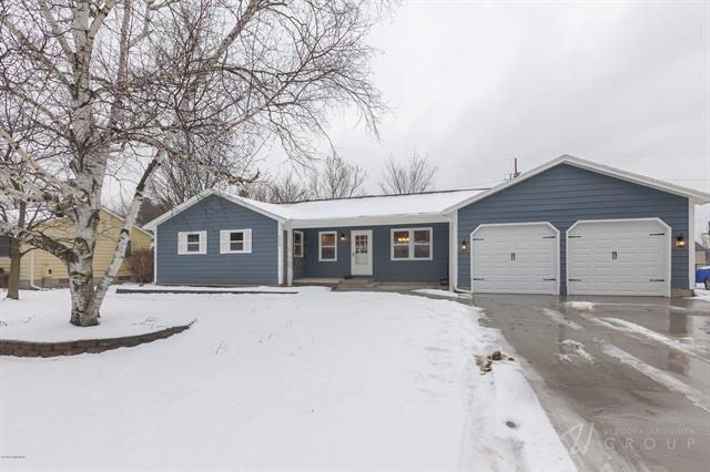front view picture of 6955 Adasidese  Drive, Ada, MI. 49301