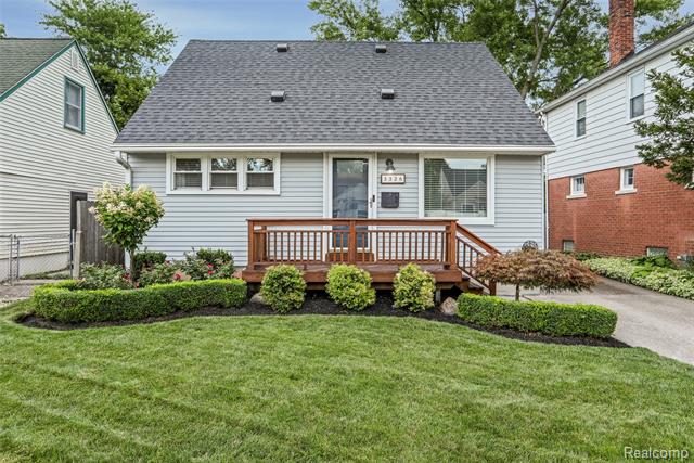 front view picture of 3326 Cummings Ave, Royal Oak, MI. 48073