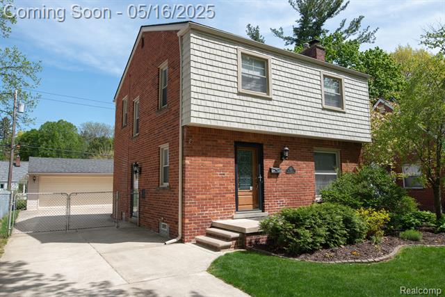 front view picture of 602 W Webster Rd, Royal Oak, MI. 48073