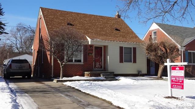 front view picture of 3107 N Blair Ave, Royal Oak, MI. 48073