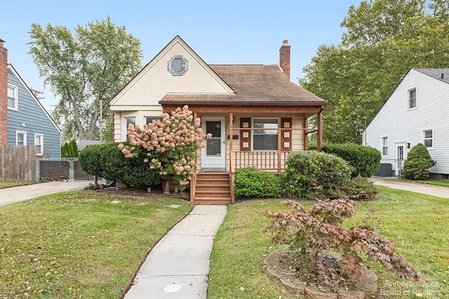 front view picture of 1716 N Alexander Ave, Royal Oak, MI. 48067