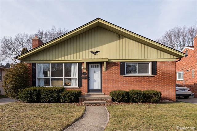 front view picture of 3117 Glenview Ave, Royal Oak, MI. 48073
