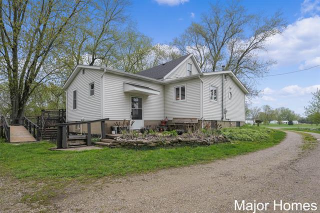 front view picture of 1864 92Ndsw , Byron Center, MI. 49315
