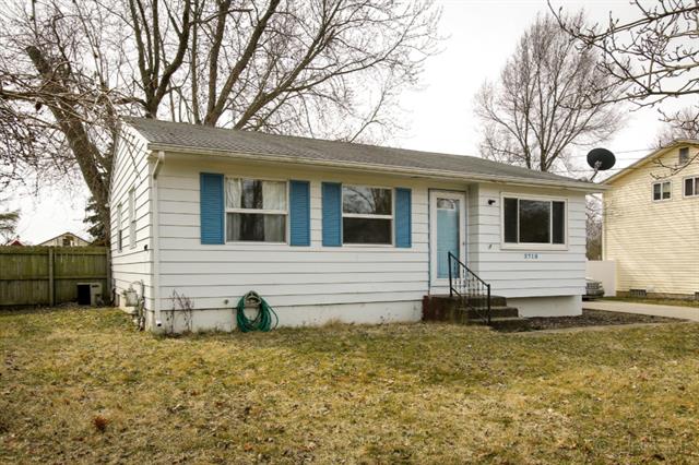 front view picture of 3718 Borgess Drive, Kalamazoo, MI. 49048