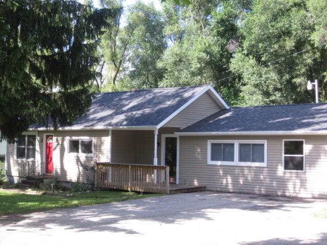 front view picture of 6210 S M-37 Highway, Hastings, MI. 49058