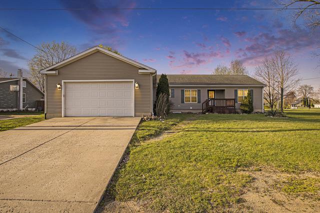 front view picture of 17026 Hs  Drive, Marshall, MI. 49068