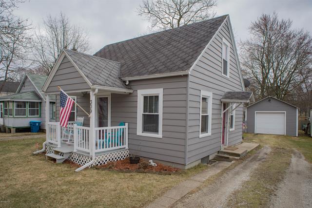 front view picture of 309 Parker Avenue, Kalamazoo, MI. 49001