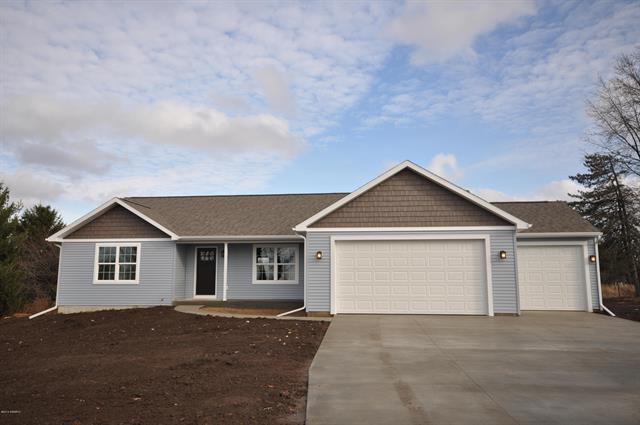 front view picture of 7300 N 30Th Street, Richland, MI. 49083