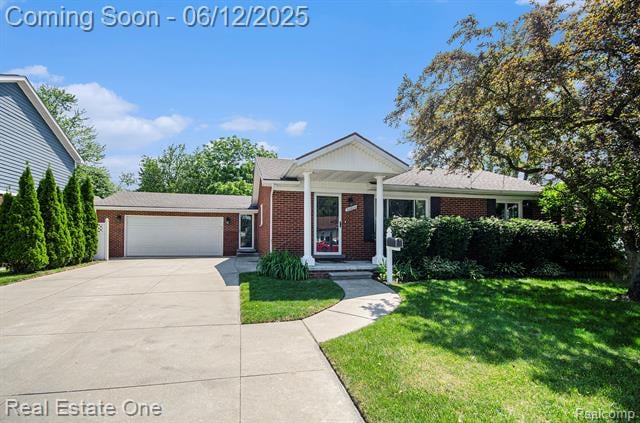 front view picture of 30800 Alger St, Madison Heights, MI. 48071