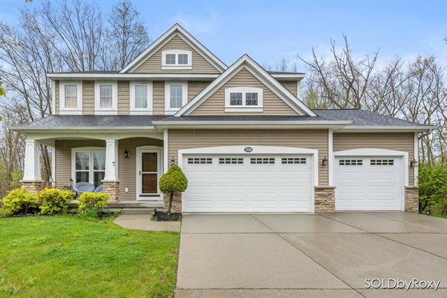 front view picture of 3558 Bridgehampton De Ne, Grand Rapids, MI. 49546