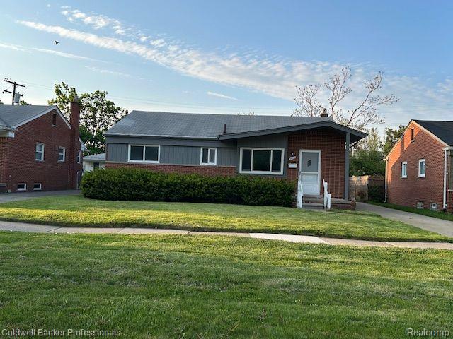 front view picture of 3608 Parkway Dr, Royal Oak, MI. 48073