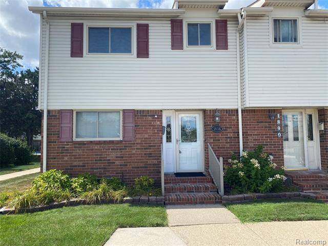 front view picture of 1886 E 13 Mile Rd, Madison Heights, MI. 48071