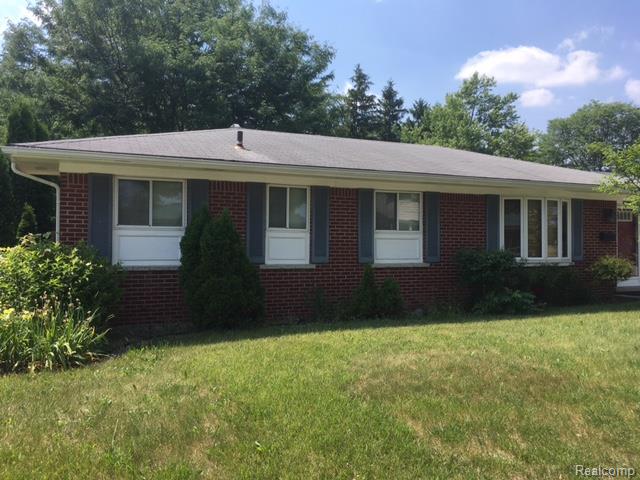 front view picture of 30823 Blairmoor Dr, Madison Heights, MI. 48071