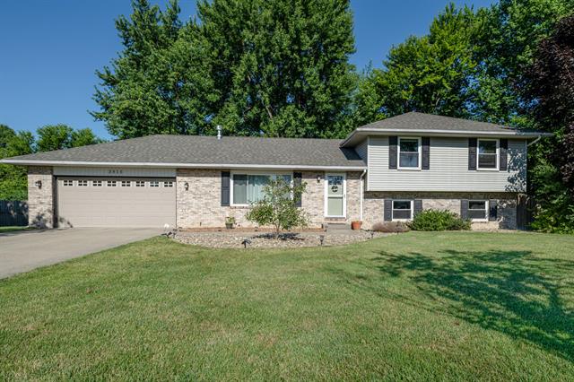 front view picture of 3816 Glen Haven Road, Saint Joseph, MI. 49085