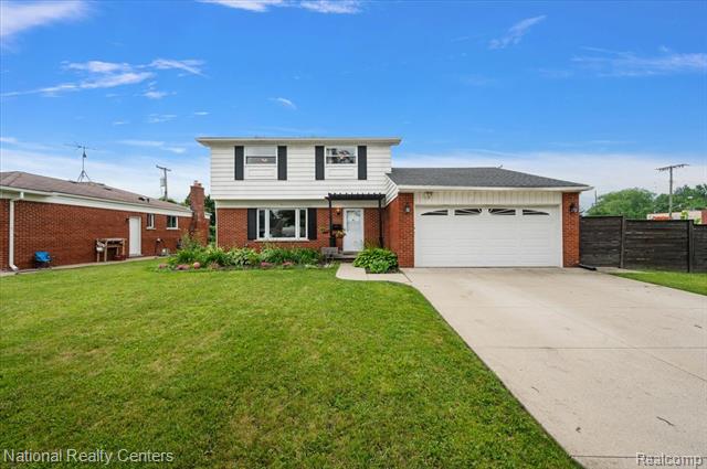 front view picture of 1891 Windemere Ave, Madison Heights, MI. 48071