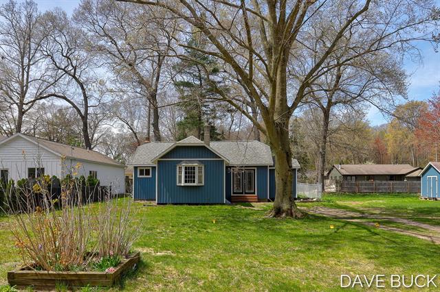 front view picture of 15242 152Nd Avenue, Spring Lake, MI. 49456