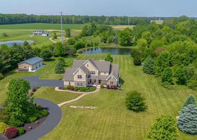 front view picture of 4180 Corey, Blissfield, MI. 49228
