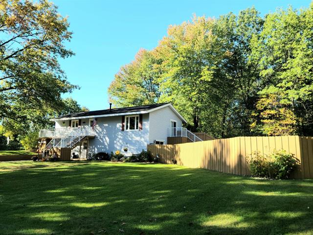 front view picture of 494 Mallard Dr, Coldwater, MI. 49036