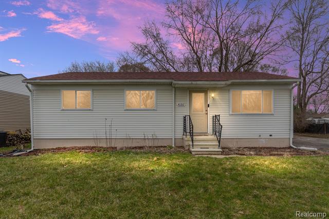 front view picture of 4120 Union, Dryden, MI. 48428
