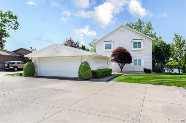 front view picture of 6081 Byram Lake Drive, Linden, MI. 48451
