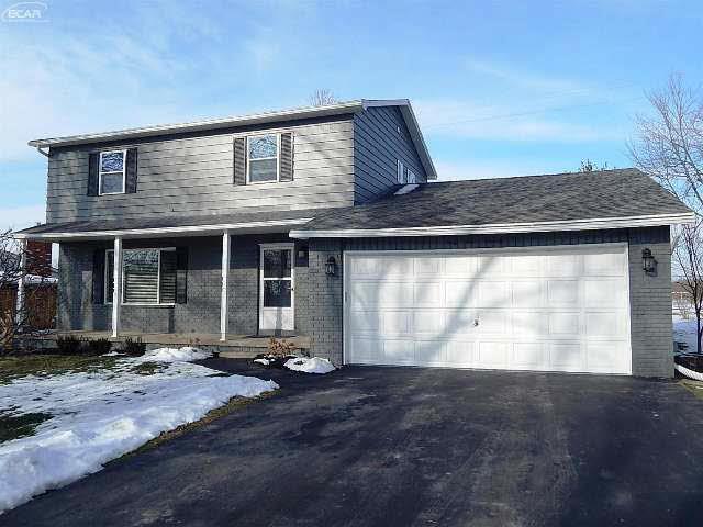 front view picture of 4170 Lahring Road, Linden, MI. 48451