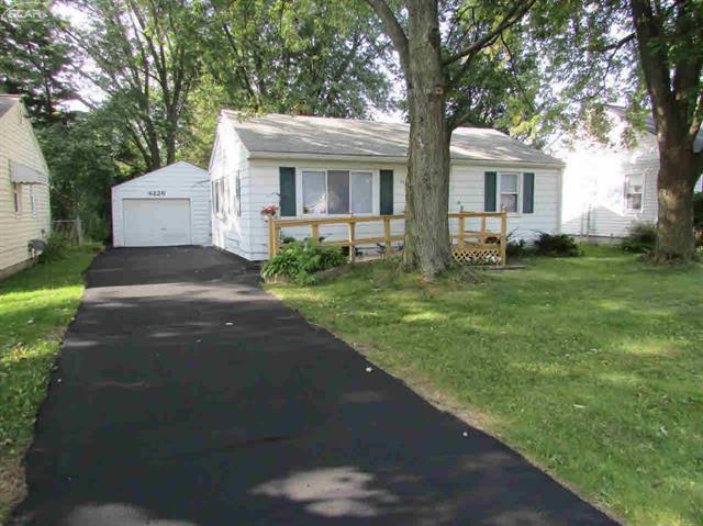 front view picture of 4226 Risedorph Street, Burton, MI. 48509