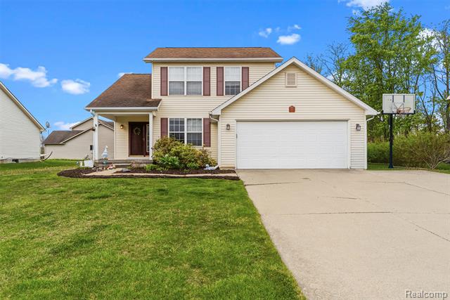 front view picture of 1265 Theresa Drive, Fenton, MI. 48430