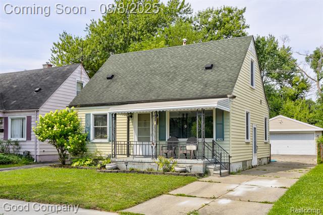 front view picture of 4003 Parkway Dr, Royal Oak, MI. 48073