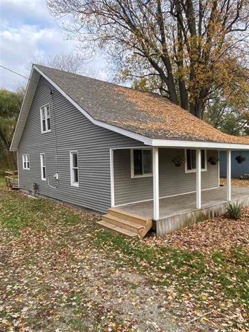 front view picture of 518 W Belle, Saint Charles, MI. 48655