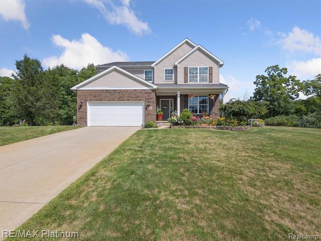 front view picture of 12191 Boldrey Drive, Fenton, MI. 48430
