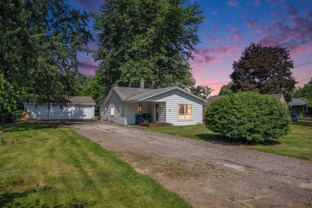 front view picture of 88 S 24Th Street, Battle Creek, MI. 49015