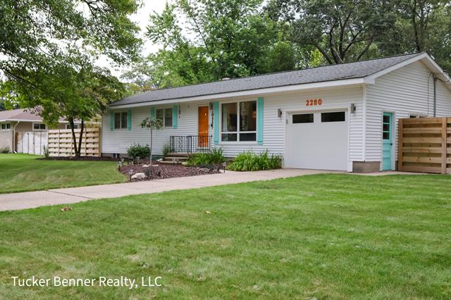 front view picture of 2280 Arbor Avenue, Muskegon, MI. 49441