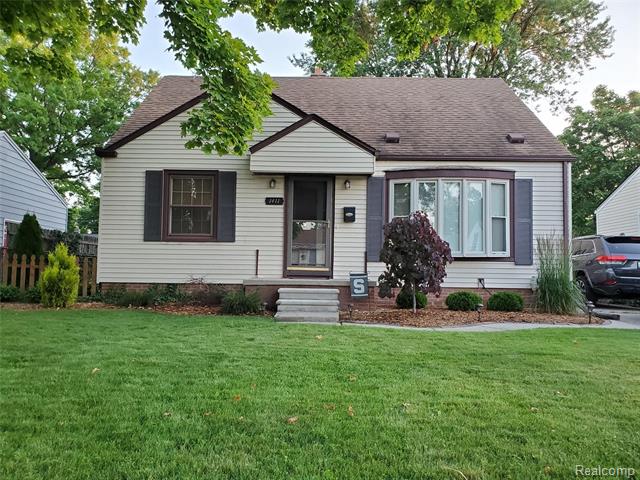 front view picture of 1411 Amelia Ave, Royal Oak, MI. 48073