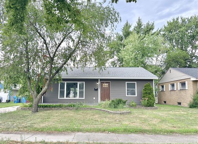front view picture of 3021 Eastland Road, Muskegon, MI. 49441