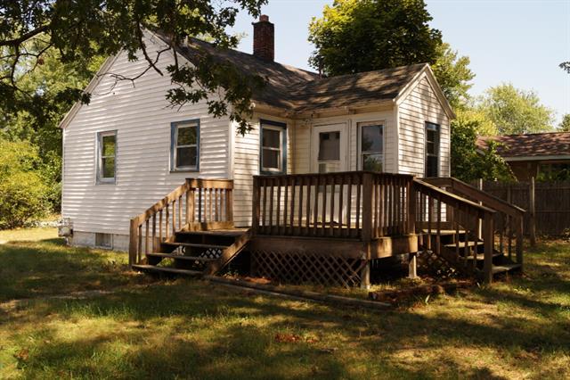 front view picture of 2289 Hughes Avenue, Muskegon, MI. 49441