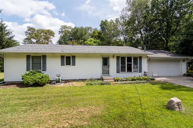 front view picture of 1601 S 15Th Street, Niles, MI. 49120