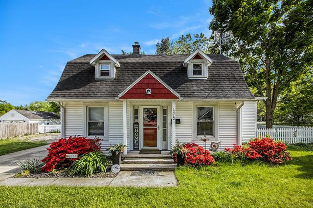 front view picture of 1412 Winton, Kalamazoo, MI. 49001