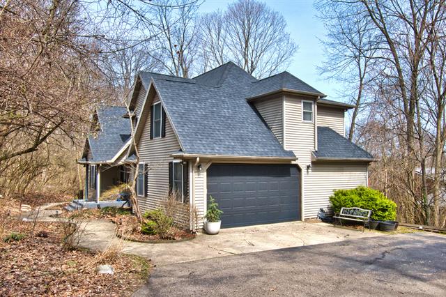 front view picture of 1238 Maplewood Drive, Niles, MI. 49120
