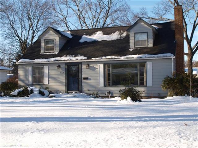 front view picture of 635 Garber Road, Muskegon, MI. 49445
