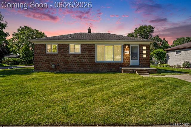 front view picture of 1209 Massoit Rd, Clawson, MI. 48017