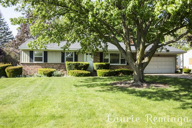 front view picture of 675 72Ndse  Street, Grand Rapids, MI. 49548