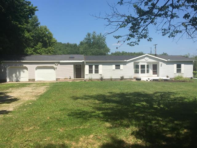 front view picture of 3616 Dake, Ionia, MI. 48846