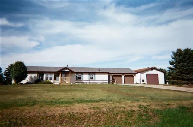 front view picture of 1375 133Rd Avenue, Wayland, MI. 49348