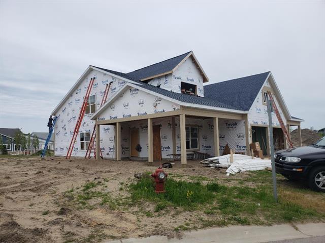 front view picture of 330 Terrace Point Circle, Muskegon, MI. 49440