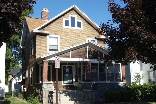 front view picture of 1435 Broadwaynw  Avenue, Grand Rapids, MI. 49504