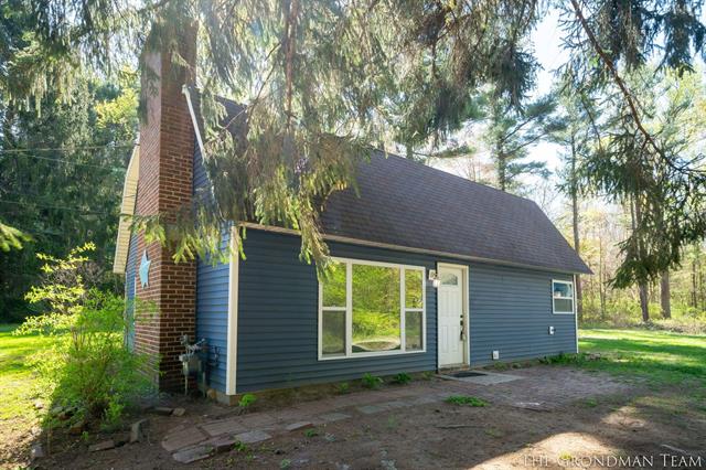 front view picture of 4139 64Th Avenue, Holland, MI. 49423
