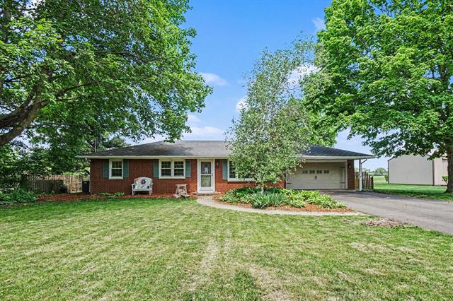 front view picture of 6473 E E Avenue, Richland, MI. 49083